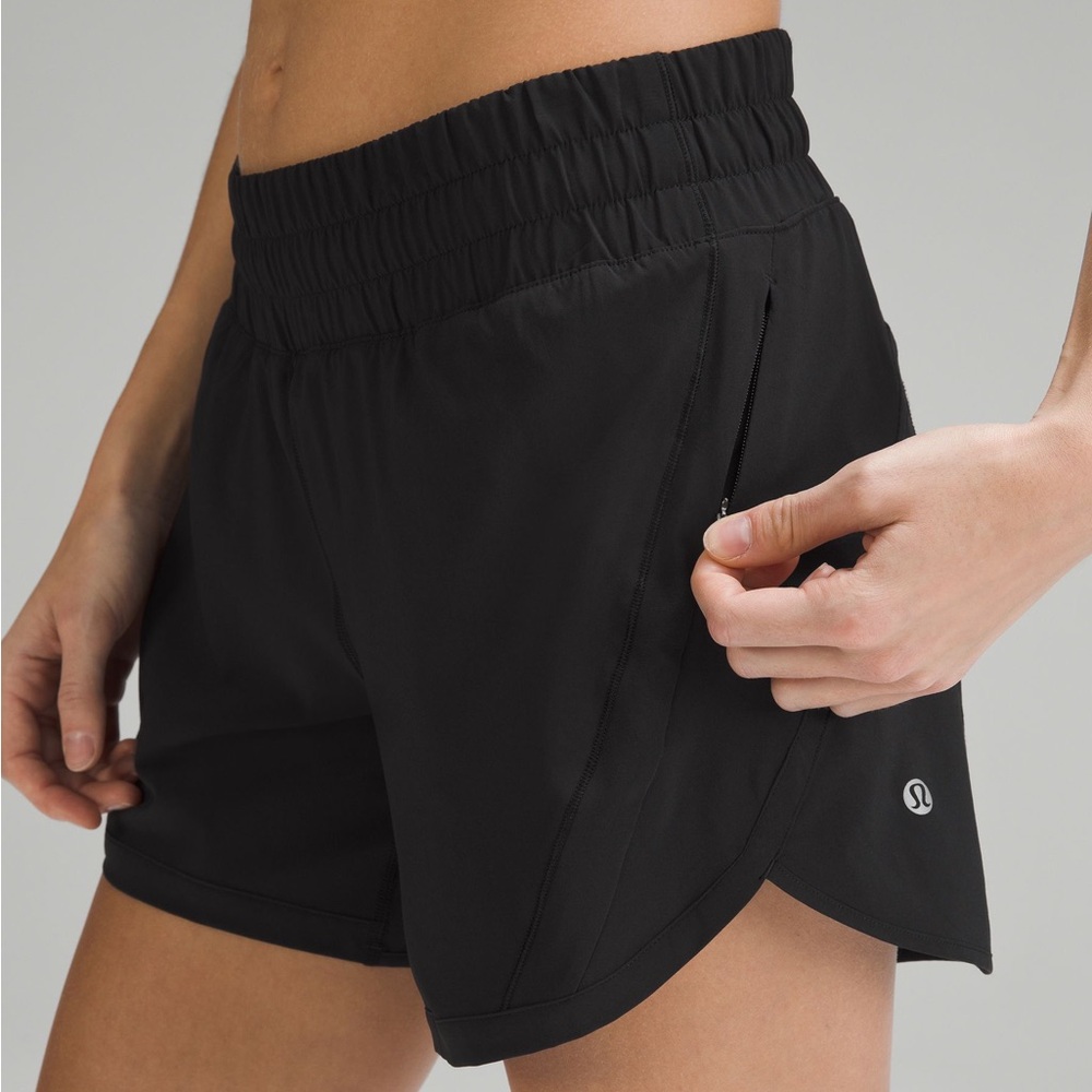 Lululemon Track That Mid-Rise Short 5” Sz 8